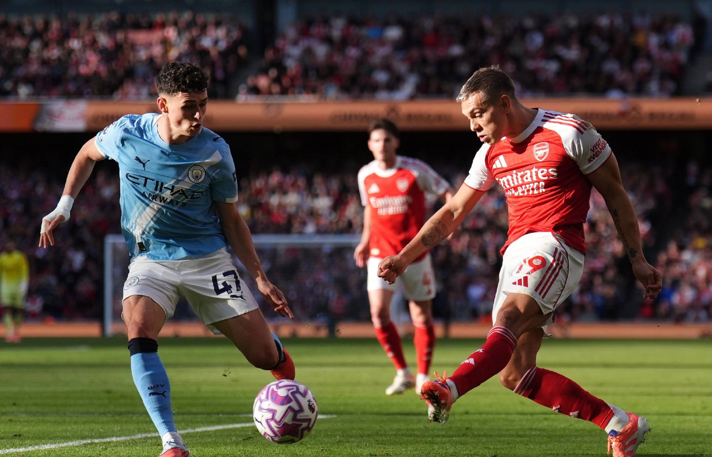 篮球勇士全队轮转体系优化