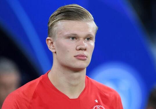 阿森纳在阿斯顿维拉的惊险失利使得争冠形势更加复杂