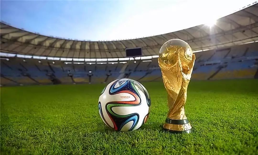 皇马本泽马关键进球助力胜利