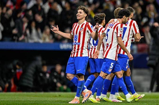 斯科蒂-巴恩斯23分 NBA湖人123-120险胜猛龙 里夫斯44分