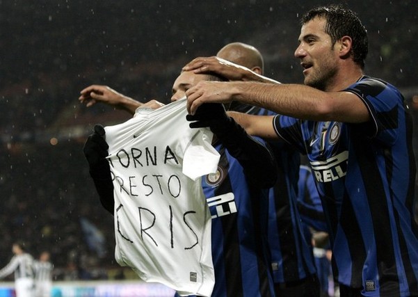 欧文突破防守助攻制胜