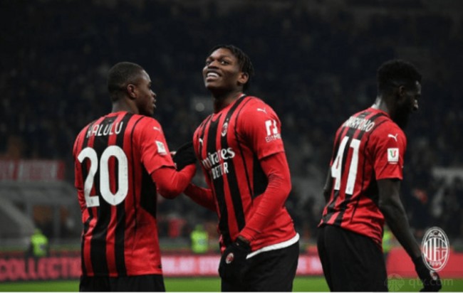 教练换人太神了，直接改变比赛