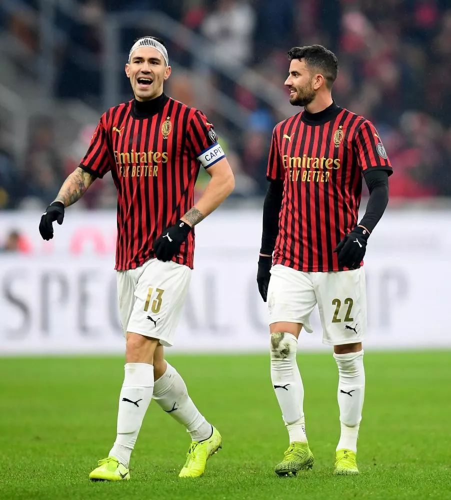 跟队记者：邓弗里斯因脚踝受伤可能缺阵至12月中旬左右